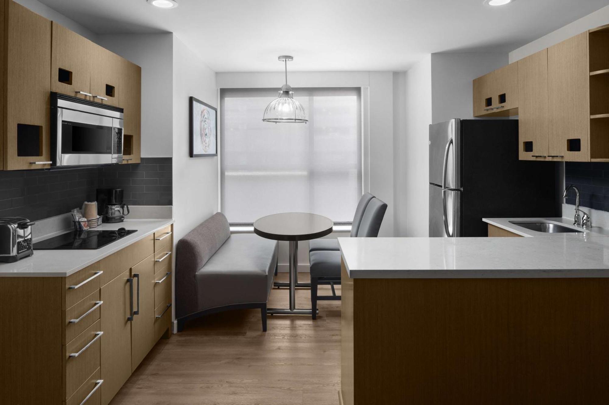 Two-Bedroom King Suite