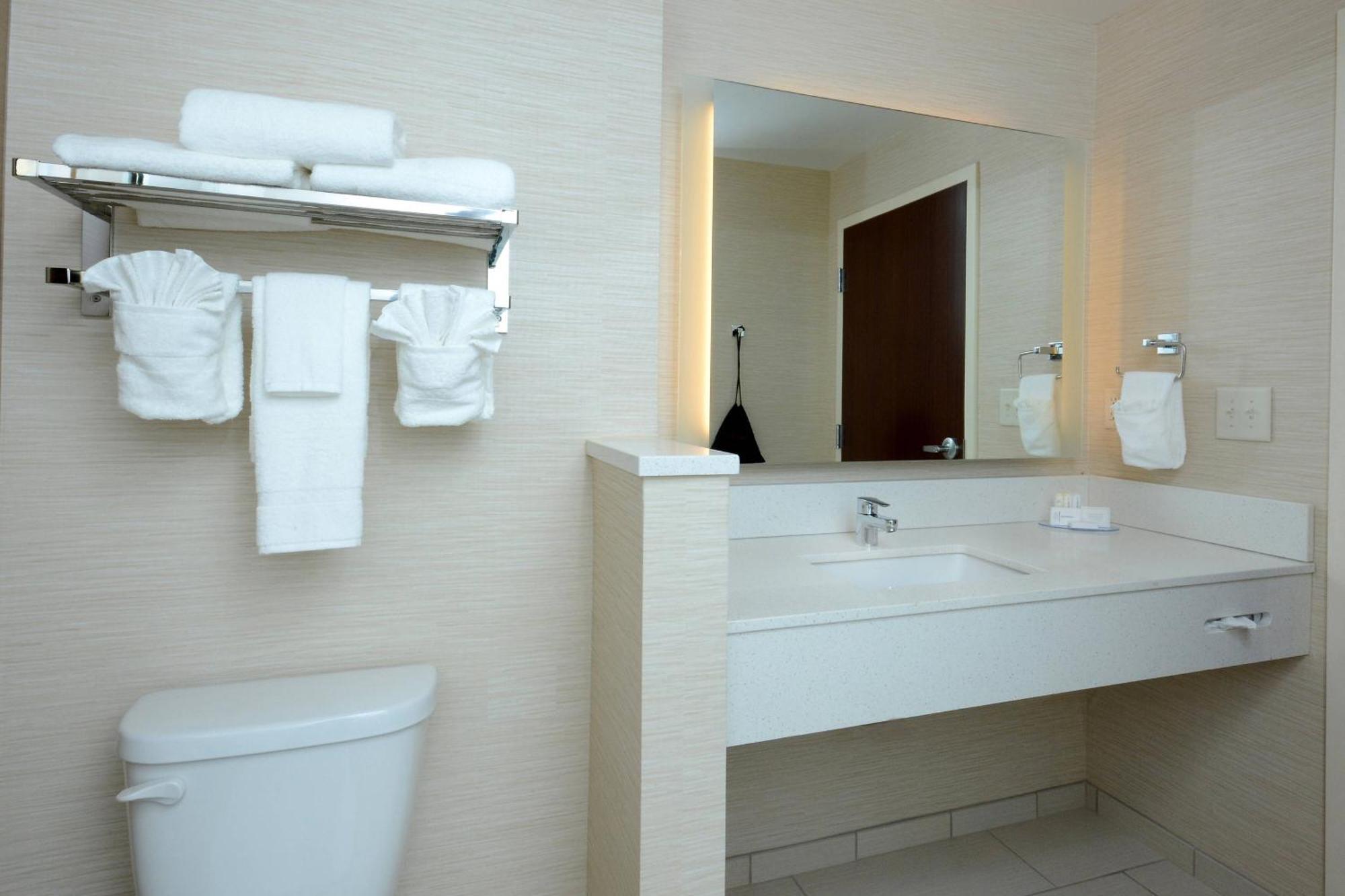 King Room - Hearing Accessible