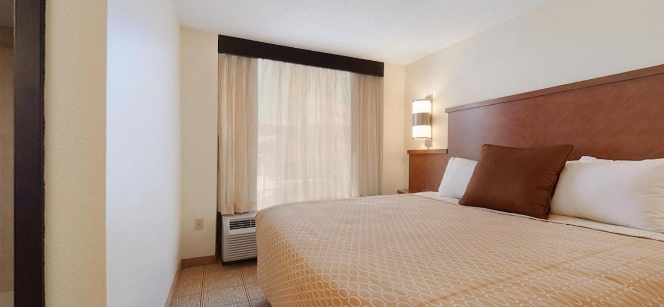 King Room Sofa Bed High Floor