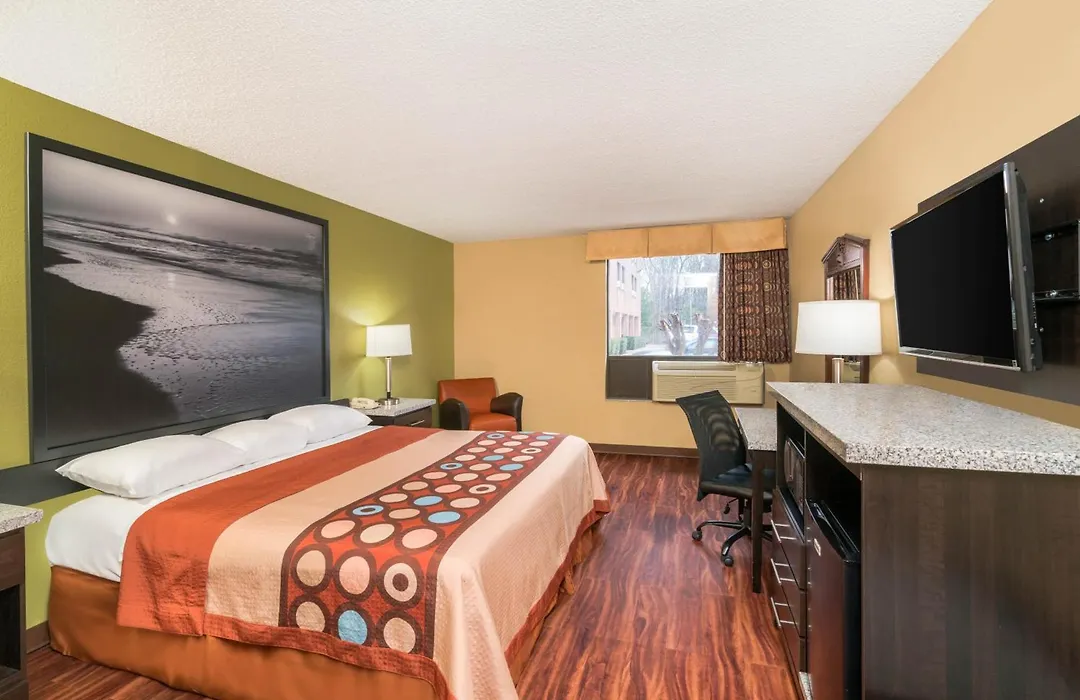 Super 8 By Wyndham Raleigh North East-1