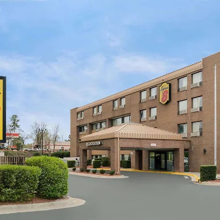 Super 8 By Wyndham Raleigh North East-2