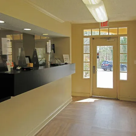 Suburban Studios Raleigh - Crabtree Valley-2