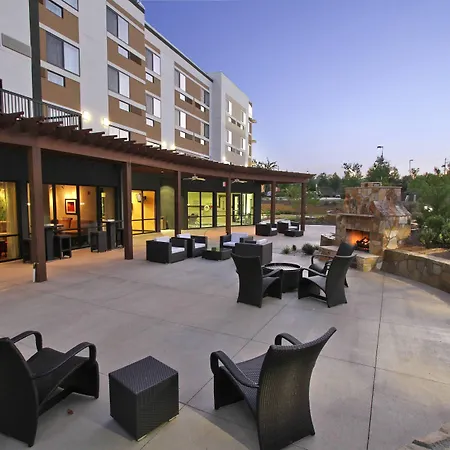 Courtyard By Marriott Raleigh North-2