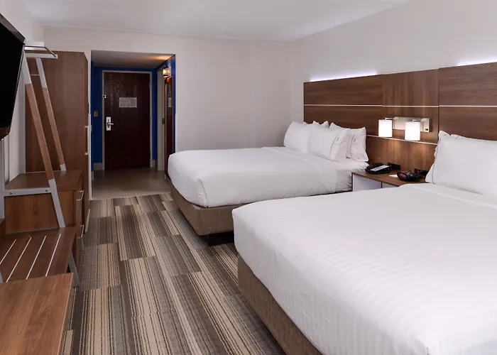 Holiday Inn Express & Suites Raleigh Ne - Medical Ctr Area By Ihg