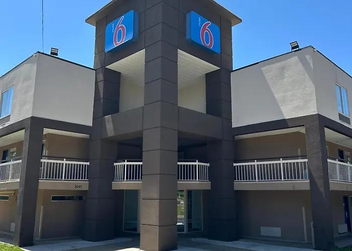 Motel 6-Raleigh, Nc - North