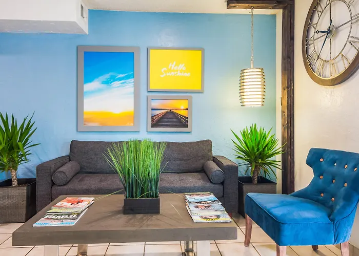 Days Inn By Wyndham Raleigh Glenwood-Crabtree