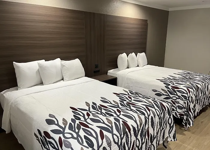 Budgetel Inn And Suites Raleigh