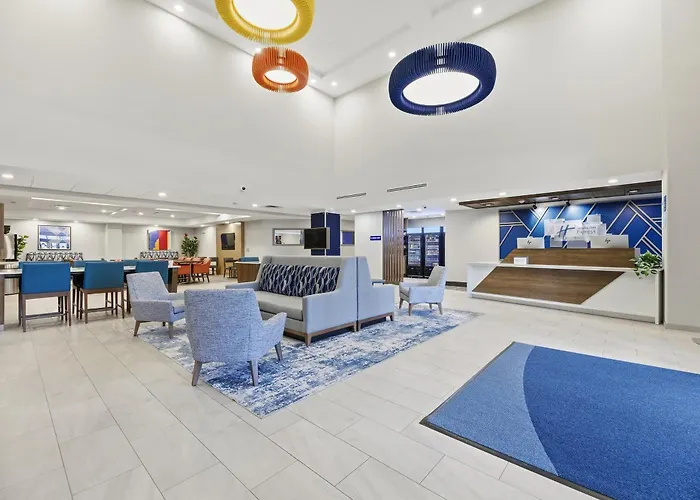 Holiday Inn Express & Suites Raleigh West - Lenovo Center By Ihg